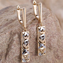 Uma – Letvægts Lange øreringe med Moderne Touch