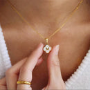 Julia| Halskæde med guldkløver