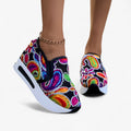 Amanda - Slip-on sneakers med kileformet sål &