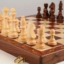 CrownChess - Elegant skaksæt med detaljerede brikker og