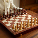 CrownChess - Elegant skaksæt med detaljerede brikker og