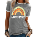 Lily - Kortærmet T-shirt med regnbue- og gode