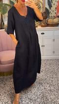 Nina - Elegant kjole med V-hals og korte ærmer