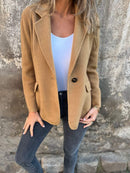 Sophia - Stilfuld langærmet blazer med lukning med én knap
