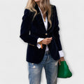 Livia aftenfrakke med elegant snit