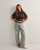 Judith - Oversized t-shirt med rund hals og tætsiddende
