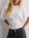 Judith - Oversized t-shirt med rund hals og tætsiddende
