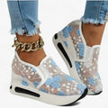 Amanda - Slip-on sneakers med kileformet sål &